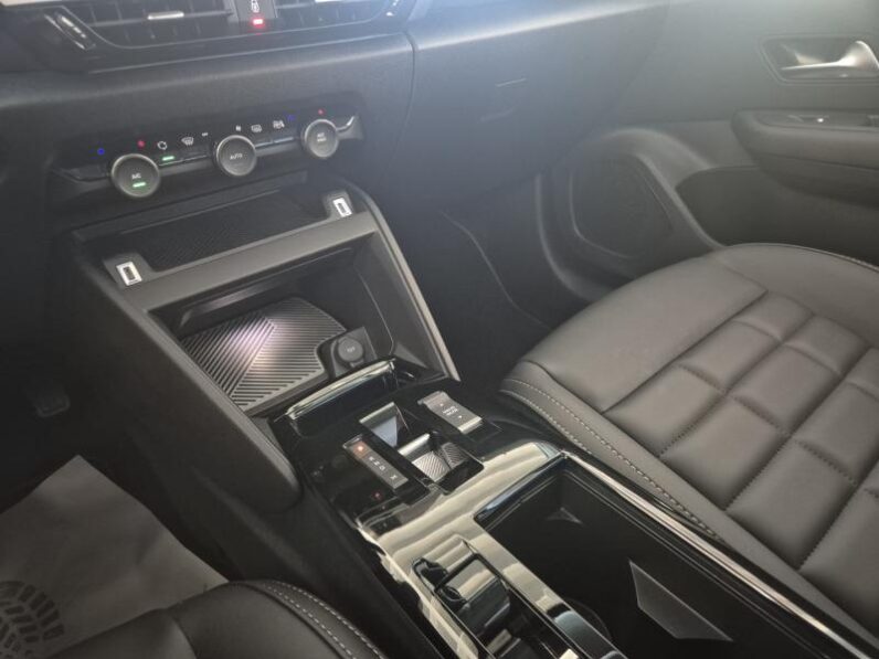 
								Citroen C4 X MAX full									