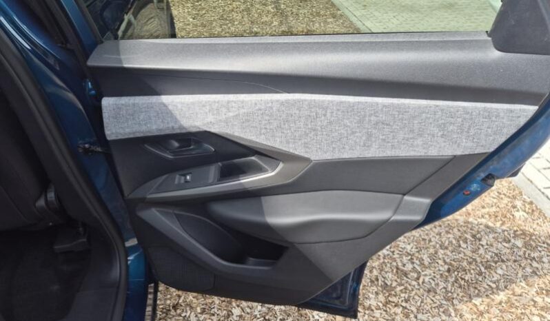 
								Peugeot 3008 ALLURE full									