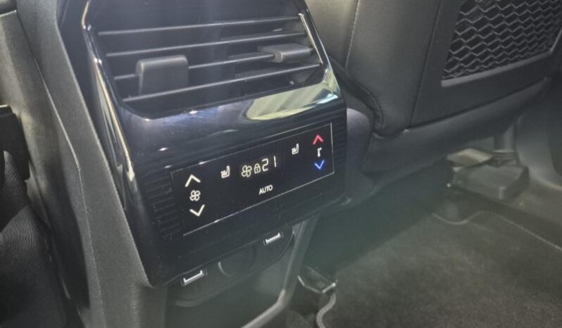 
								Peugeot 5008 GT ULTIMATE full									