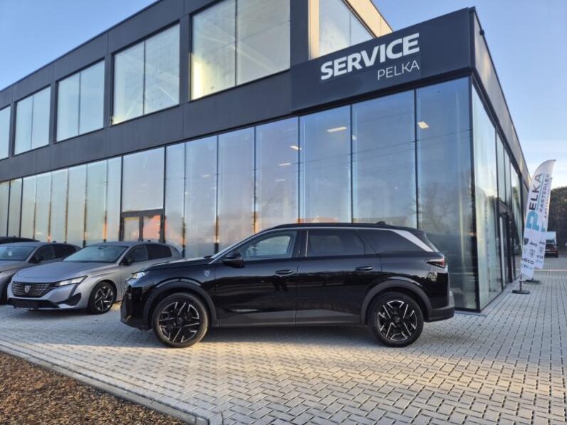 
								Peugeot 5008 GT ULTIMATE full									