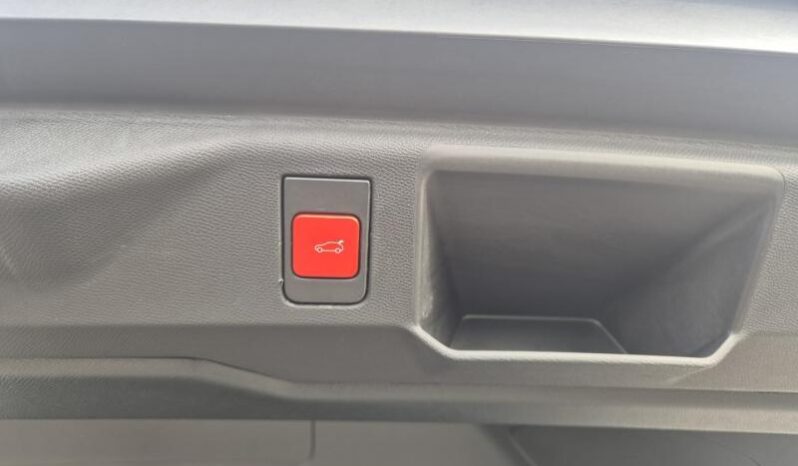
								Peugeot 5008 GT ULTIMATE full									