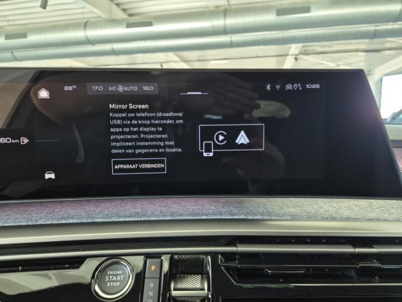 
								Peugeot 5008 GT ULTIMATE full									