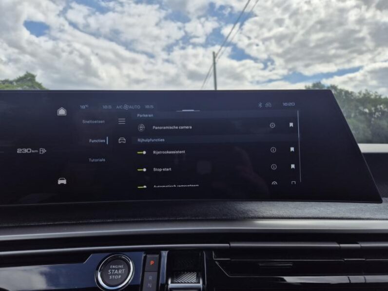 
								Peugeot 3008 ALLURE full									