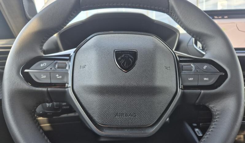 
								Peugeot 2008 ALLURE MILD HYBRIDE full									