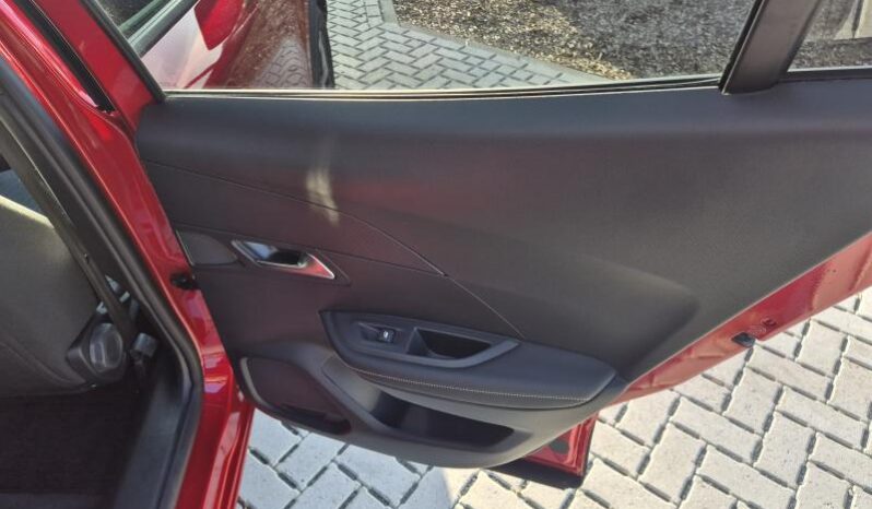 
								Peugeot 2008 ALLURE MILD HYBRIDE full									
