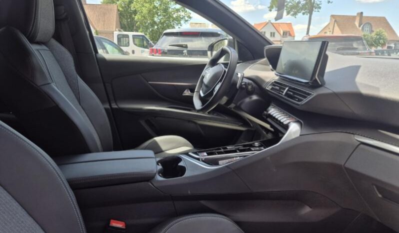 
								Peugeot 3008 ALLURE PACK PLUGIN HYBRIDE full									