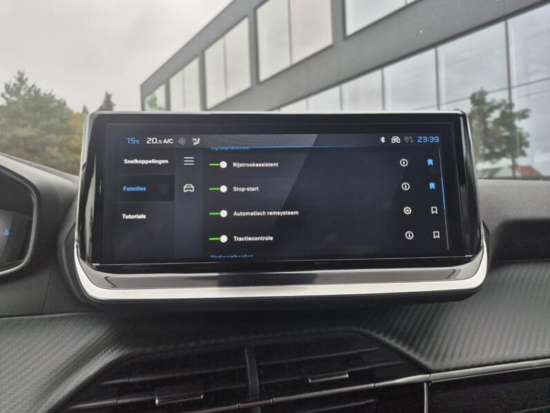 
								Peugeot 2008 ALLURE full									