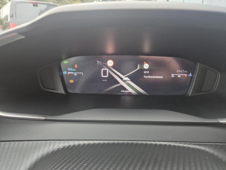 
								Peugeot 2008 ALLURE full									