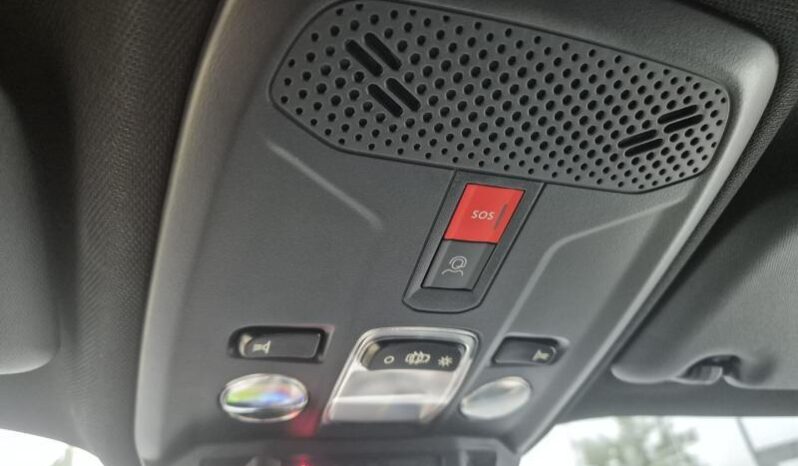 
								Peugeot 2008 ALLURE full									