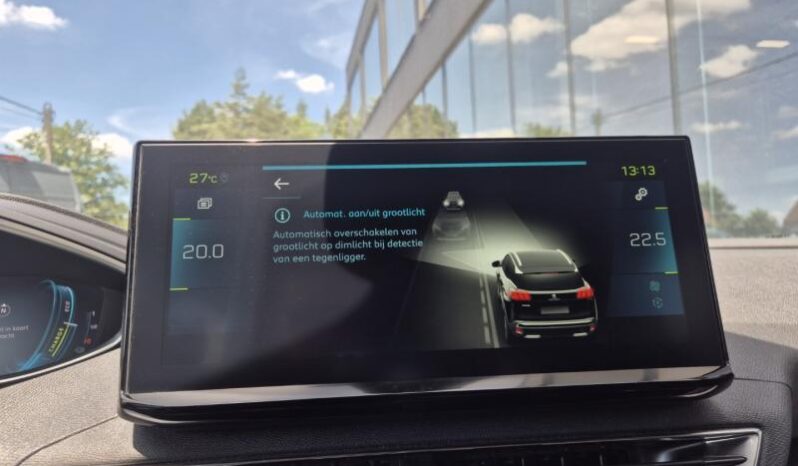 
								Peugeot 3008 ALLURE PACK PLUGIN HYBRIDE full									