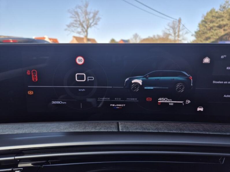 
								Peugeot 5008 GT full									