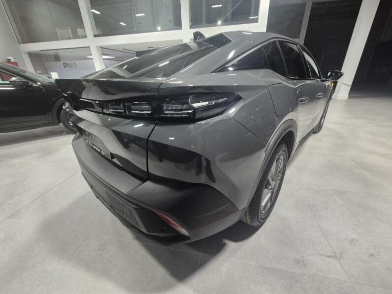 
								Peugeot 408 ALLURE full									