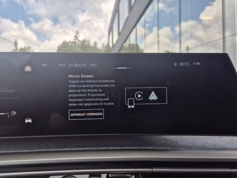 
								Peugeot 5008 full									
