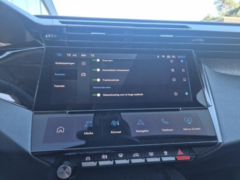 
								Peugeot 308 ALLURE full									