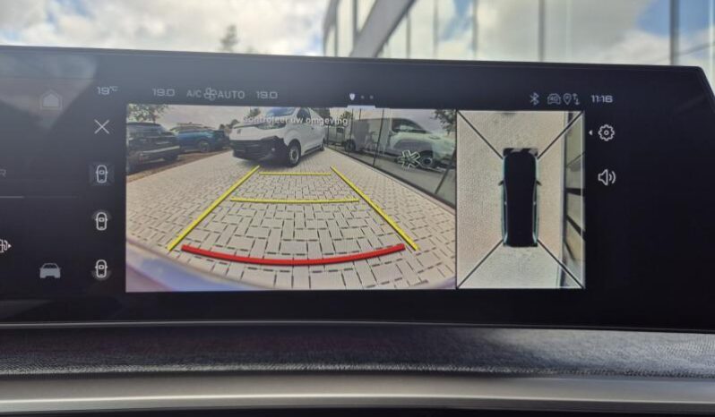
								Peugeot 5008 full									