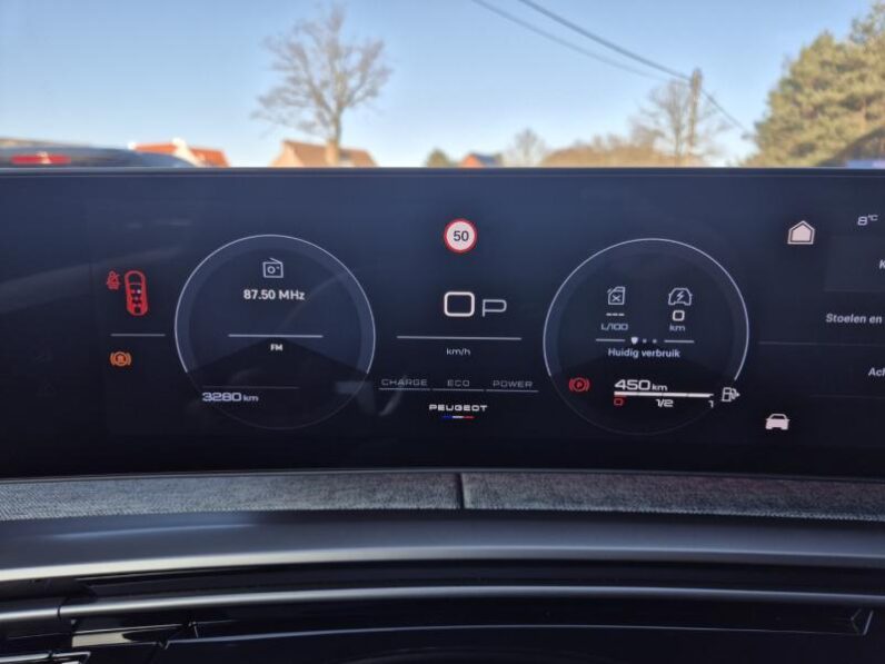 
								Peugeot 5008 GT full									