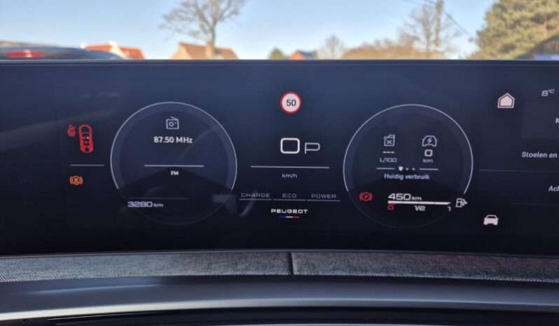 
								Peugeot 5008 GT full									