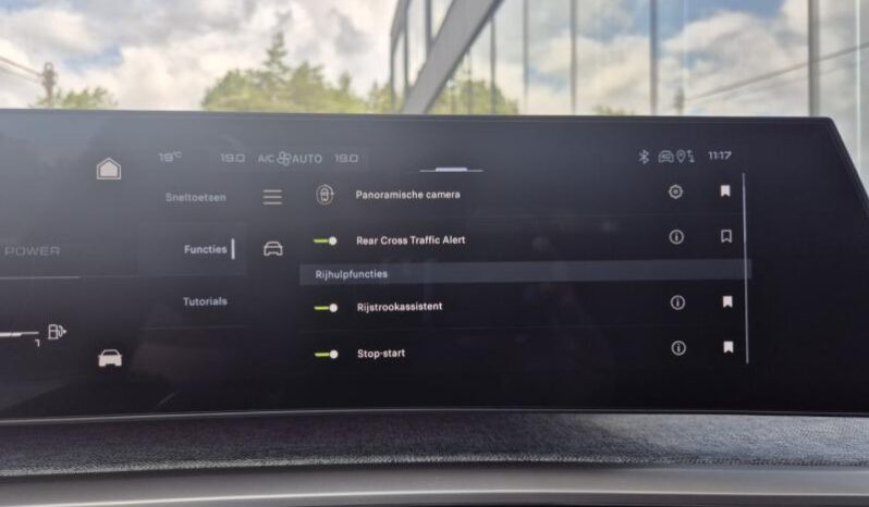 
								Peugeot 5008 full									