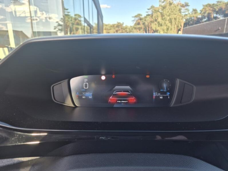 
								Peugeot 308 ALLURE full									