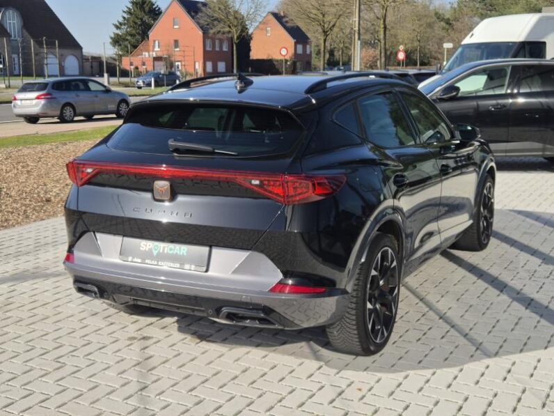 
								Cupra Formentor 1.5 L 150 PK full									