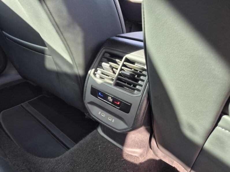 
								Cupra Formentor 1.5 L 150 PK full									
