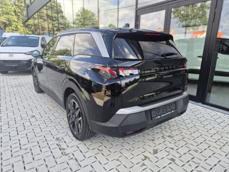 
								Peugeot 5008 full									