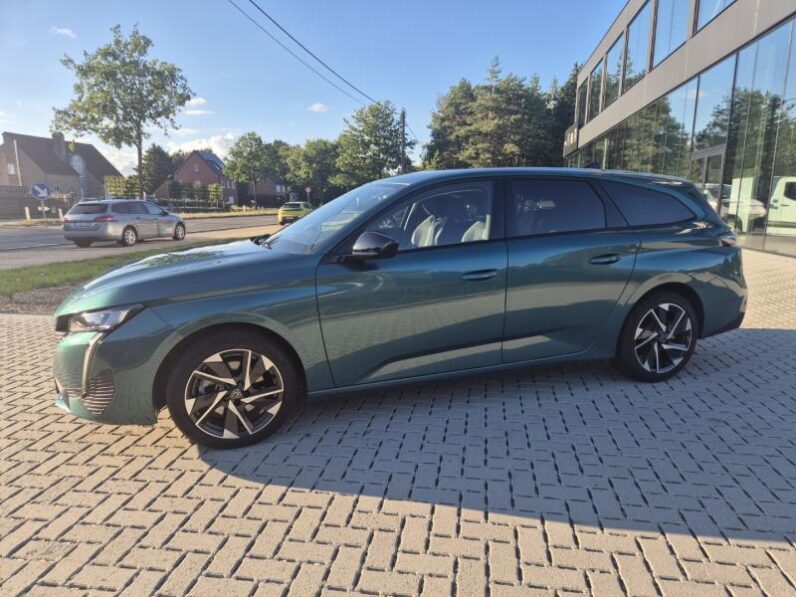 
								Peugeot 308 ALLURE full									