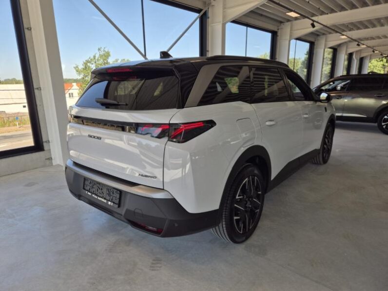 
								Peugeot 5008 GT full									