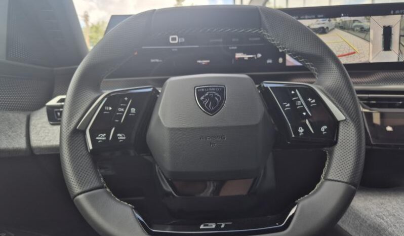 
								Peugeot 5008 full									