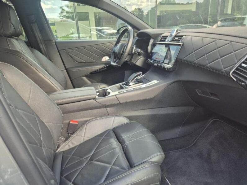
								DS Automobiles DS 7 Crossback RIVOLI 300 PK full									