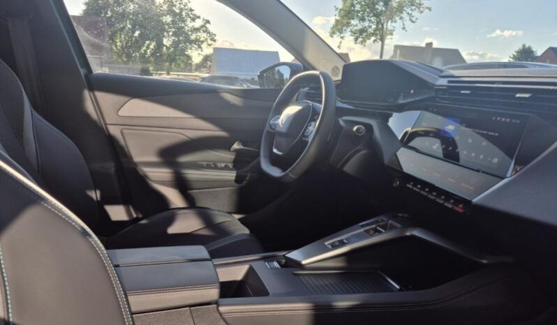 
								Peugeot 308 ALLURE full									
