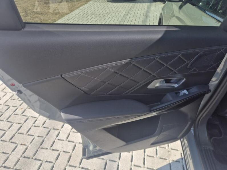 
								DS Automobiles DS 7 Crossback RIVOLI 300 PK full									
