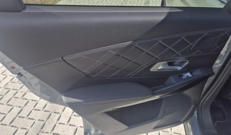 
								DS Automobiles DS 7 Crossback RIVOLI 300 PK full									