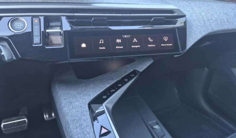 
								Peugeot 5008 GT full									