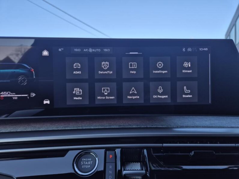 
								Peugeot 5008 GT full									