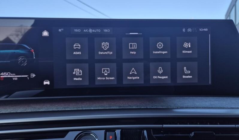 
								Peugeot 5008 GT full									