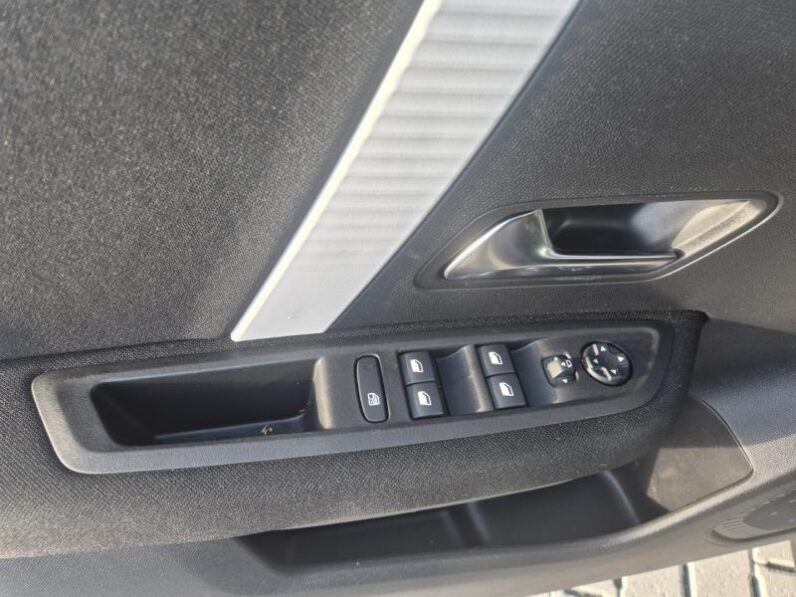 
								Citroen C4 PLUS full									