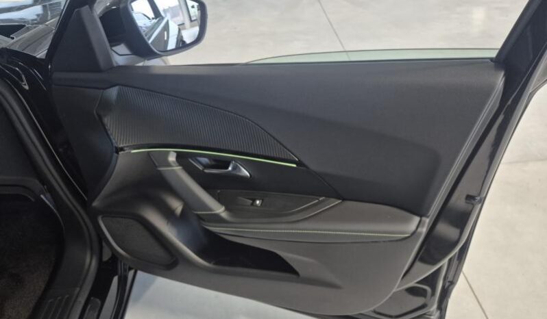 
								Peugeot 2008 GT ALCANTARA full									