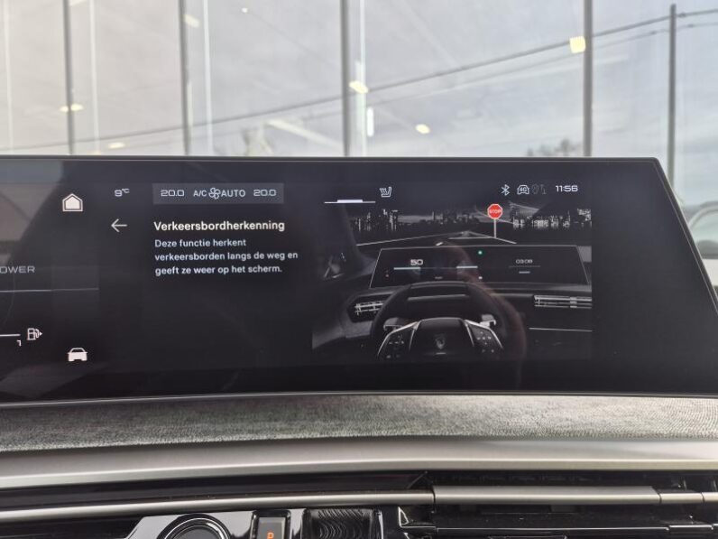
								Peugeot 5008 GT EXCLUSIVE full									