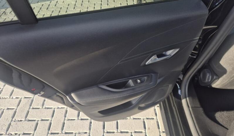 
								Peugeot 208 ALLURE full									