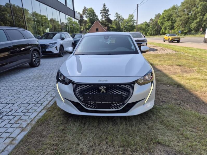 
								Peugeot 208 STYLE full									