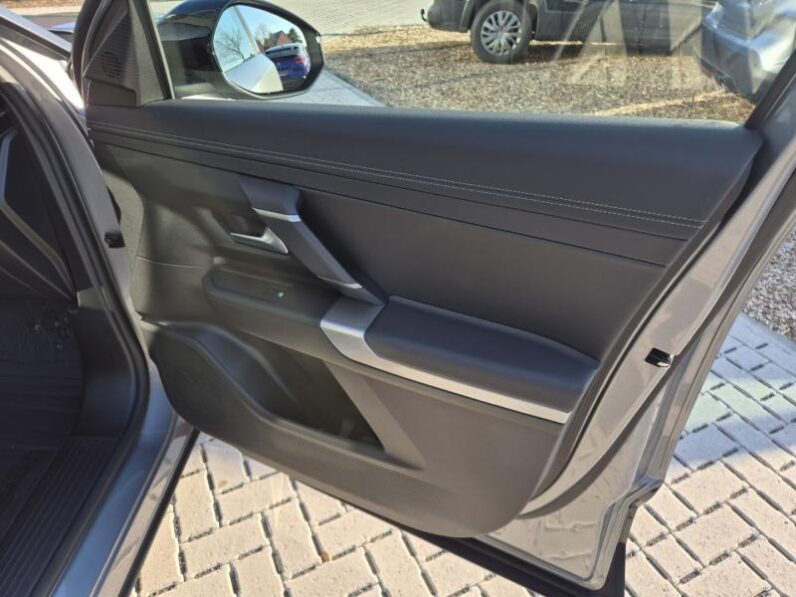 
								Jeep Compass FIRST EDITION full									