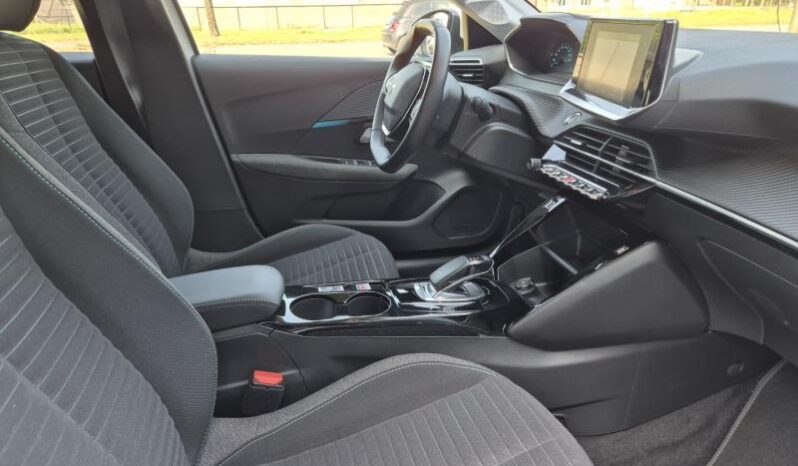 
								Peugeot 208 STYLE full									