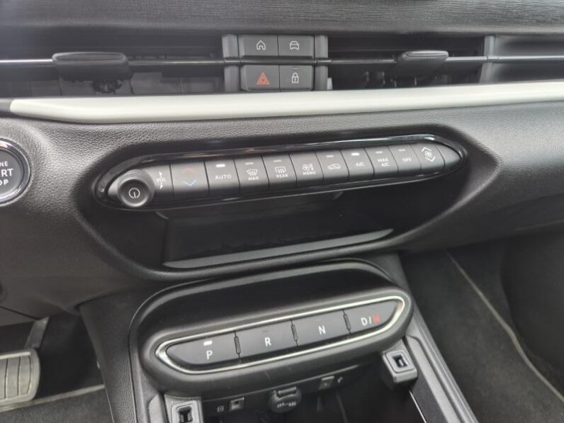 
								Fiat 600 MHEV full									