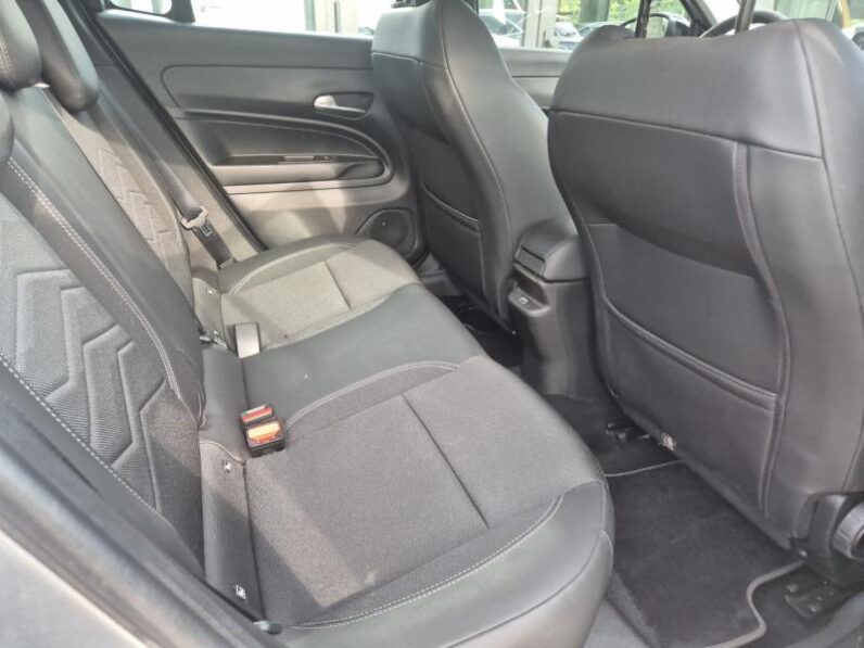 
								Jeep Avenger ALTITUDE full									