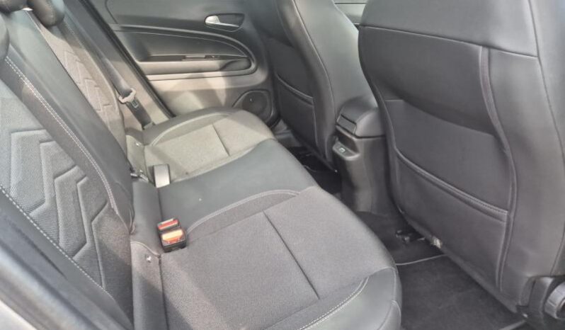 
								Jeep Avenger ALTITUDE full									