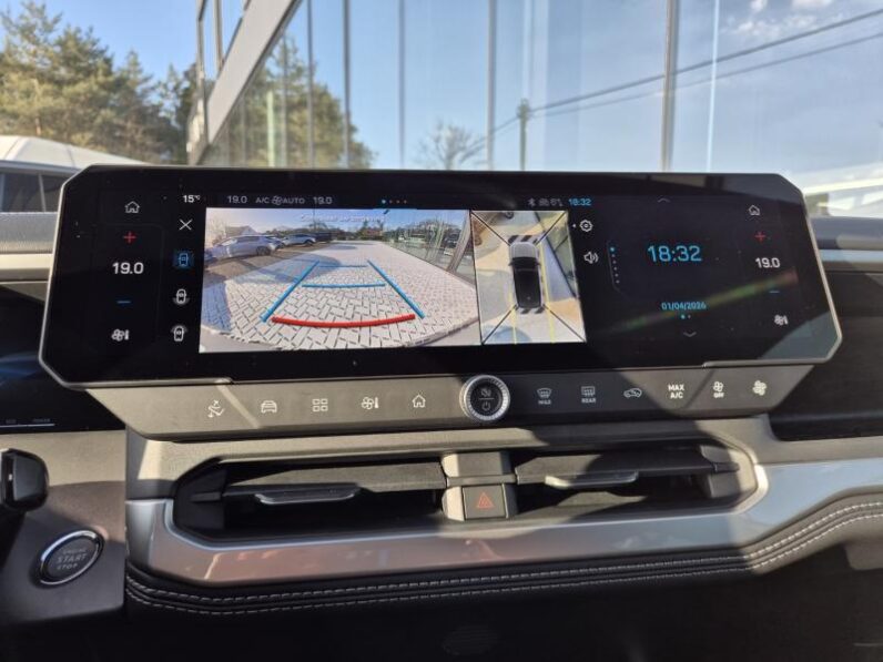 
								Jeep Compass FIRST EDITION full									