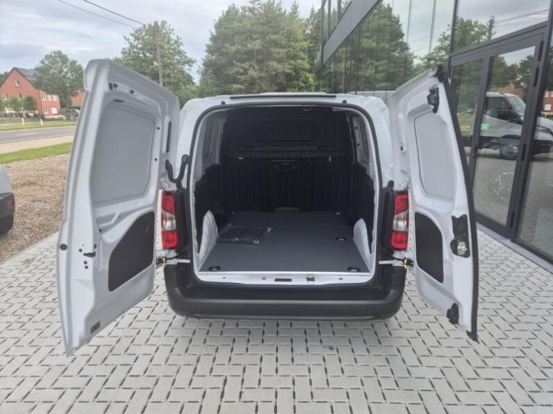
								Fiat Doblo L1 CLUB full									