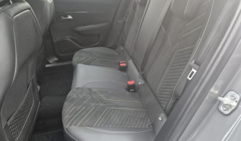 
								Peugeot 2008 GT ALCANTARA full									