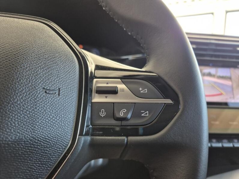 
								Peugeot 408 ALLURE full									